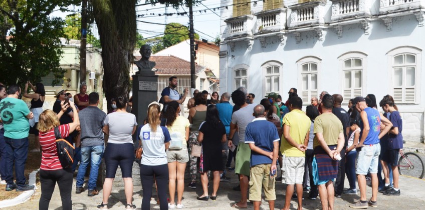 Projeto Passeio Histórico realiza tour em Resende
